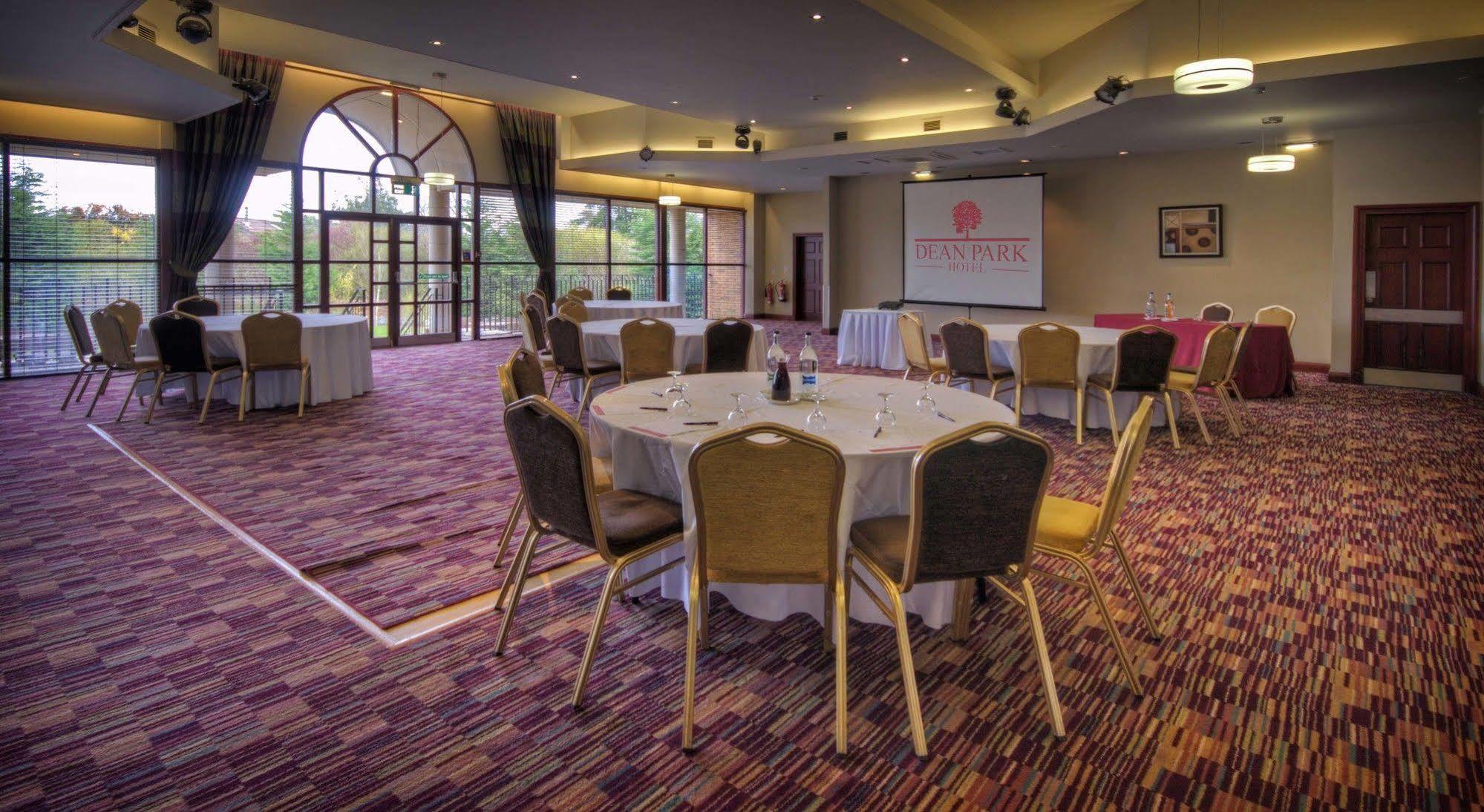 Dean Park Hotel Kirkcaldy Ngoại thất bức ảnh